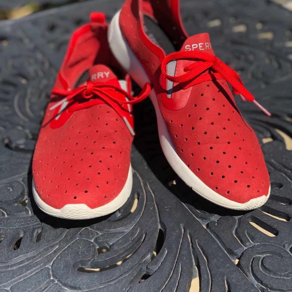 Sperry lace-up suede sneakers SUPER FAST SHIPPING